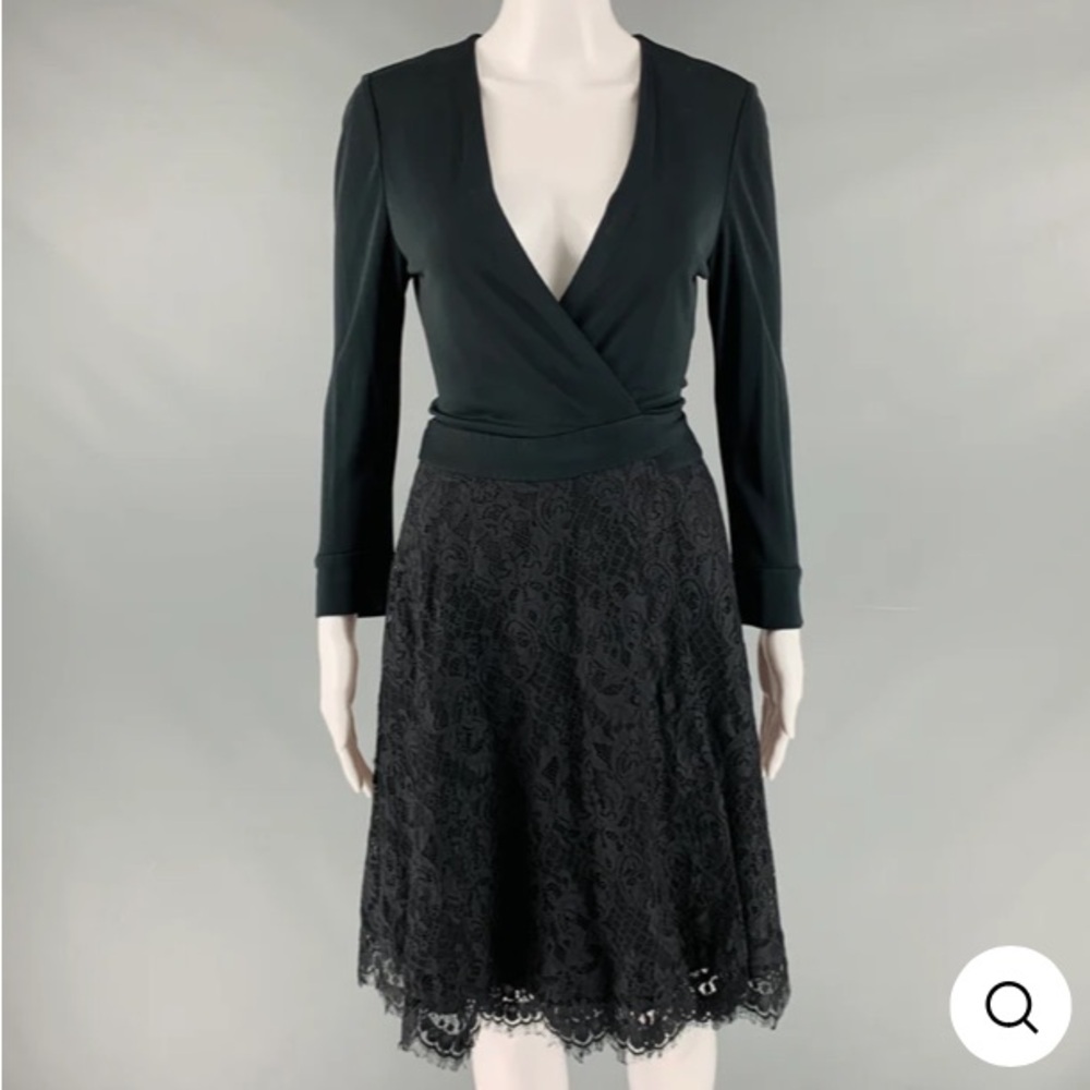 DIANE VON FURSTENBERG Size 0 Black Nylon Lace Wrap Dress